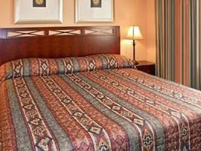 Red Lion Inn And Suites Victoria Hotel
